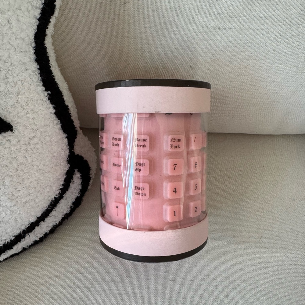 Juicy Couture - Y2K vintage authentic - royal flexi key pad - pink - USB
